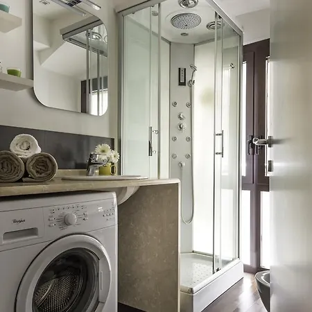 Apartment Piazza Duomo - Rentclass Lucilla Milan